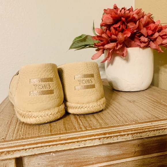 Classic slip-on, Toms Espadrilles Alpargata. - Picture 3 of 8